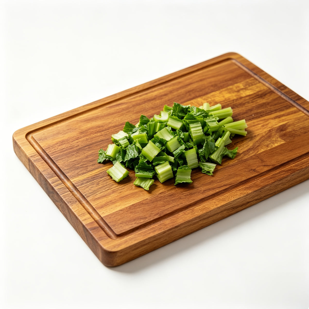 Planche à découper en acacia à rainure à jus pour viande et poisson