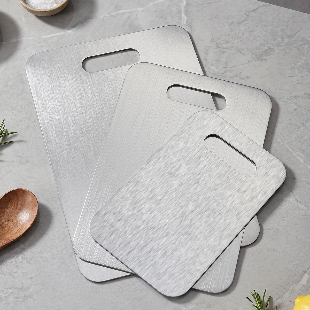 Petite planche à découper en inox réversible — lot de 3, 24 cm de diamètre
