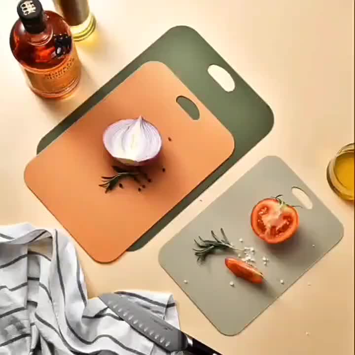 Planche à découper en plastique réversible pour viande et poisson