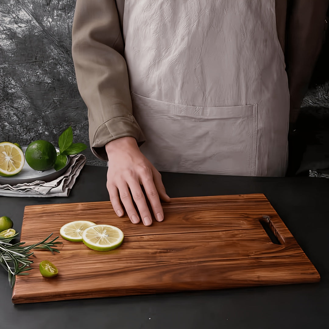 Planche à découper en acacia à poignée — modèle 4
