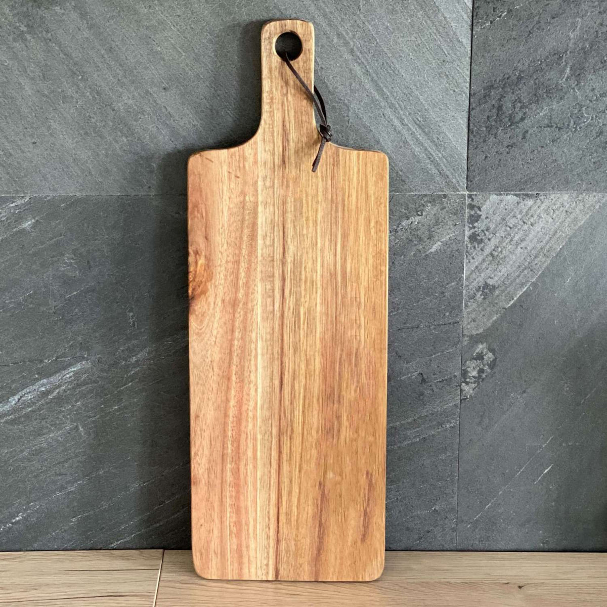 Planche à découper en bois — 43 x 15 cm